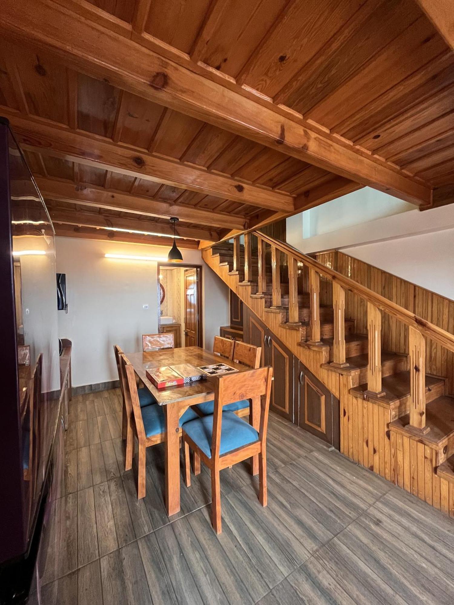 Woodpeak Homestay Nainital Esterno foto