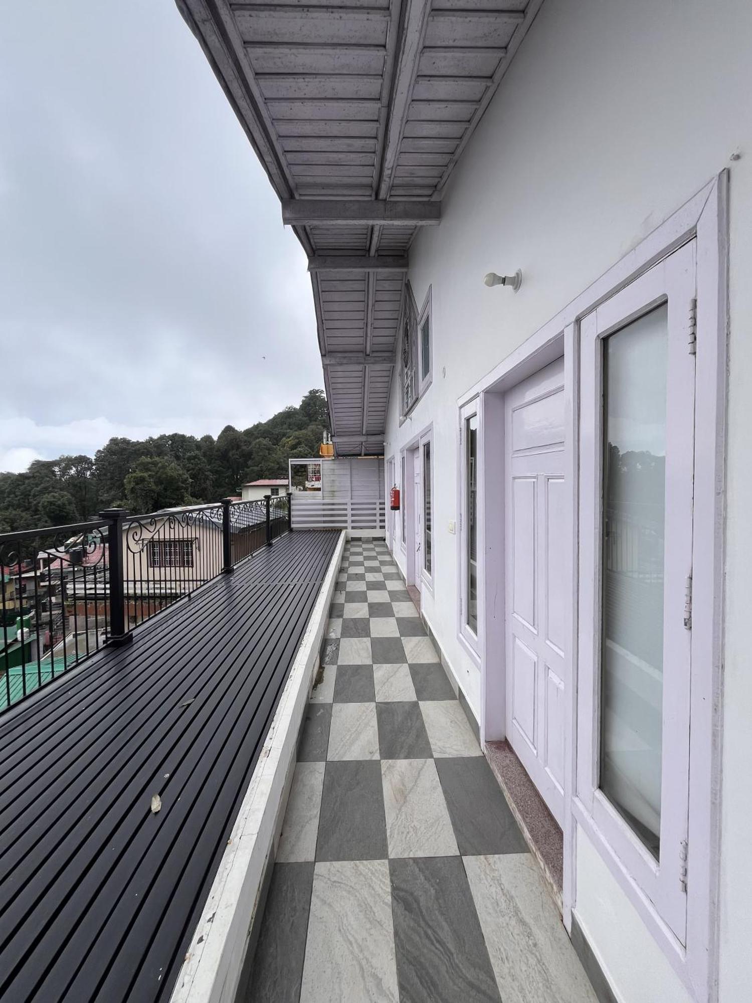 Woodpeak Homestay Nainital Esterno foto
