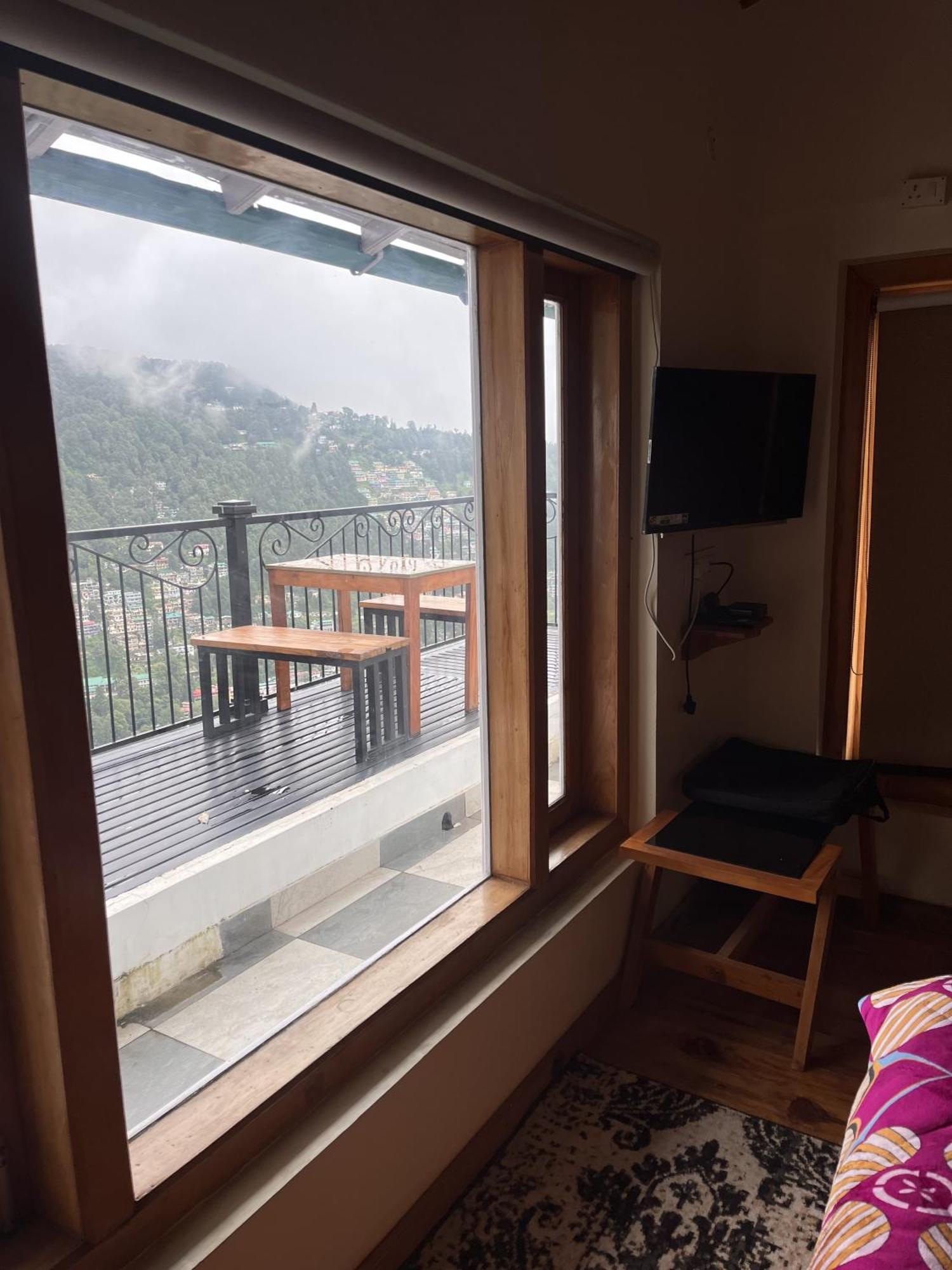 Woodpeak Homestay Nainital Esterno foto