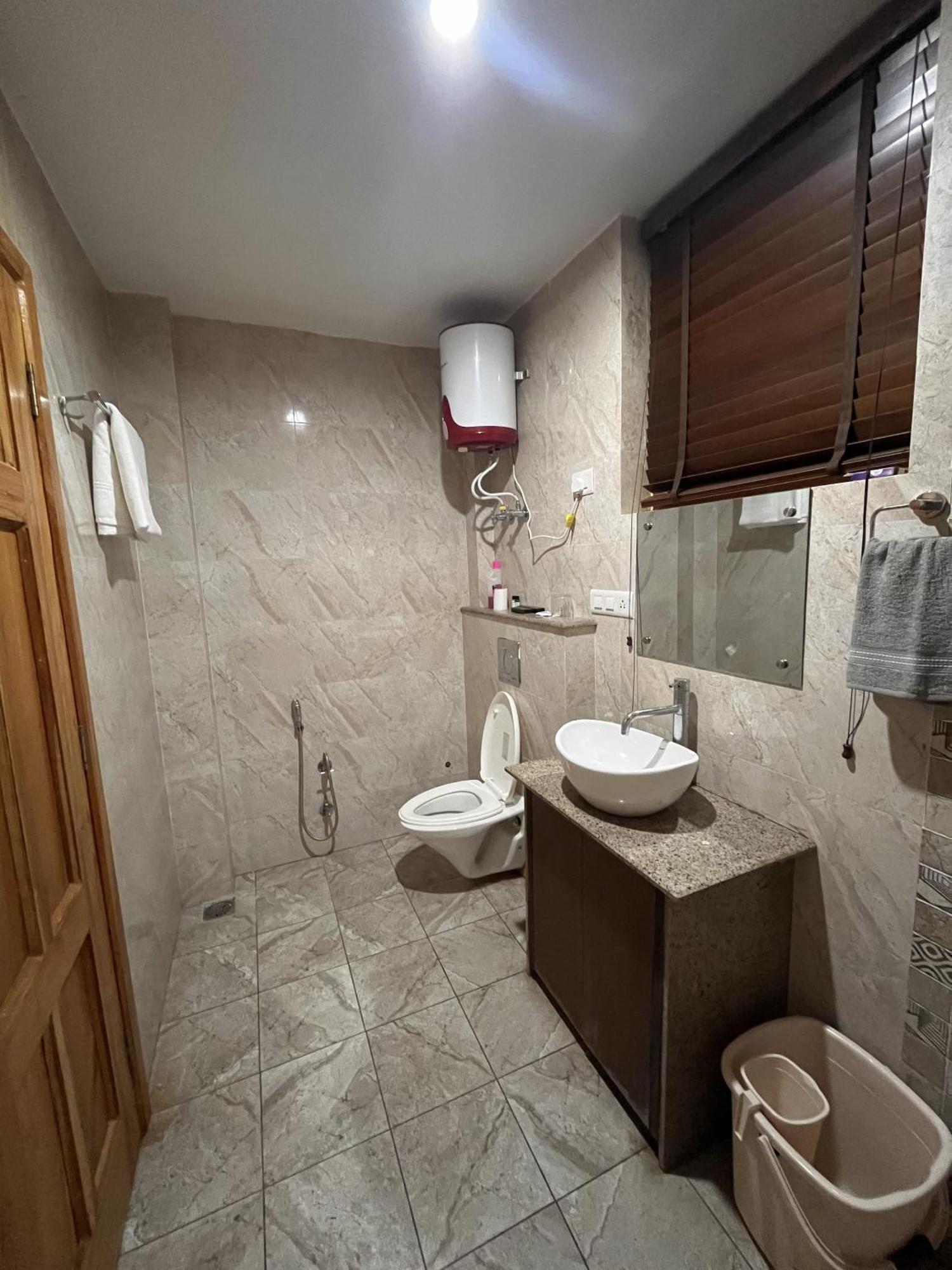 Woodpeak Homestay Nainital Esterno foto